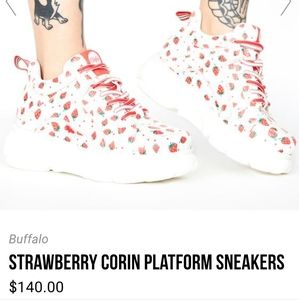 Buffalo London Strawberry Sneakers 6.5